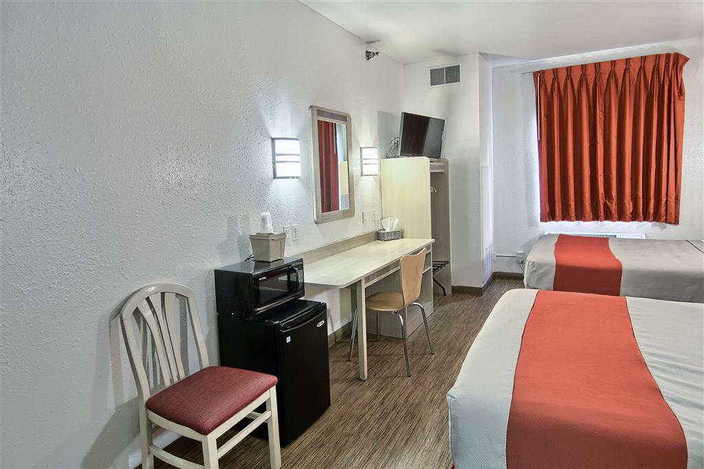 Seasons Inn Traverse City Chambre photo